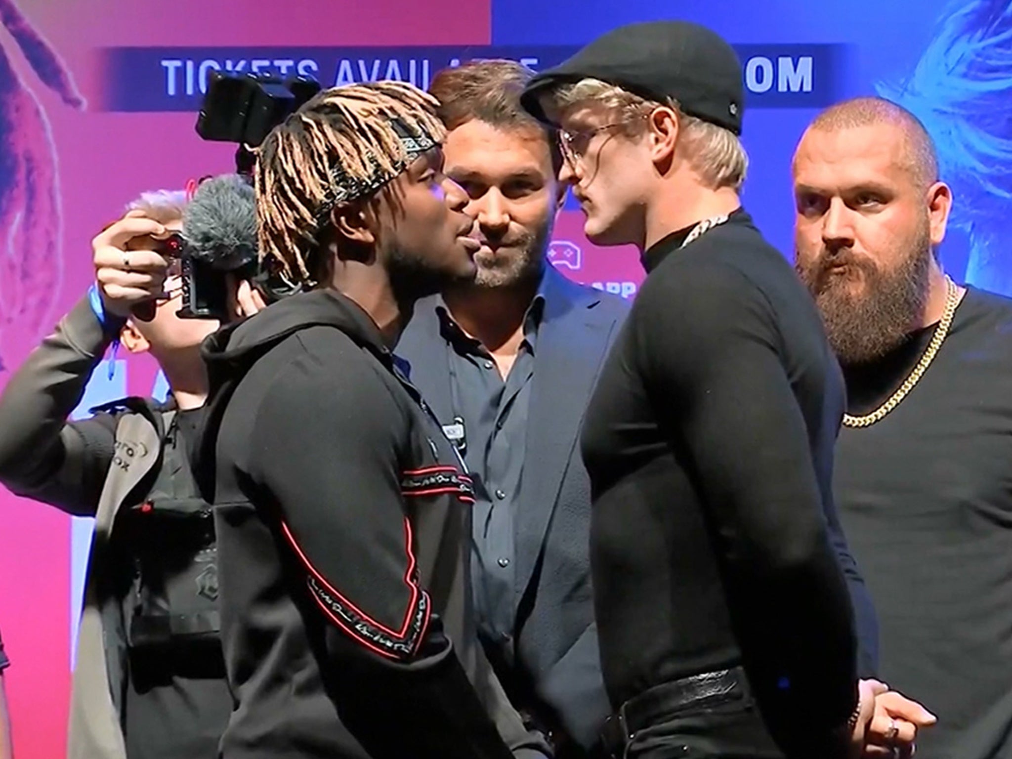 Logan Paul Makes Tiny Penis Jokes At Ksi Fight Press Conference