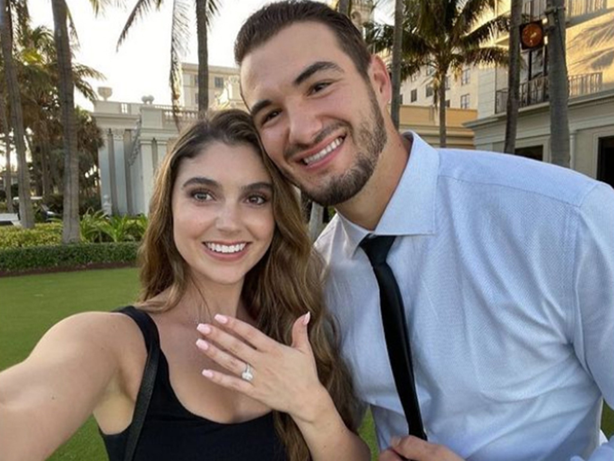 Mitch Trubisky Photos, News, Relationships and Bio