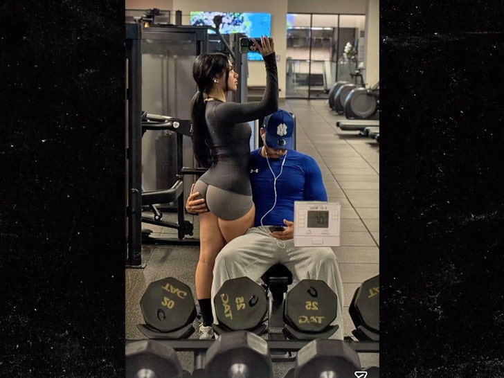 Louis Russell e Huda Mustafa Insta 1