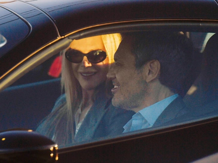 Nicole Kidman And Rumored BF Michael Reinstein Take A Drive In Los Angeles