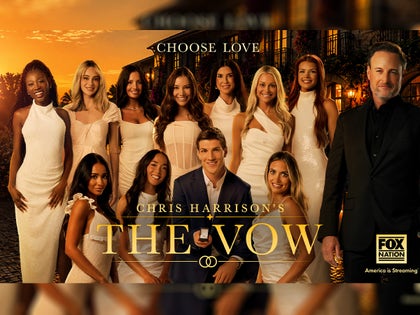 1026-Chris-Harrison-The-Vow-Contestants-PRIMARY