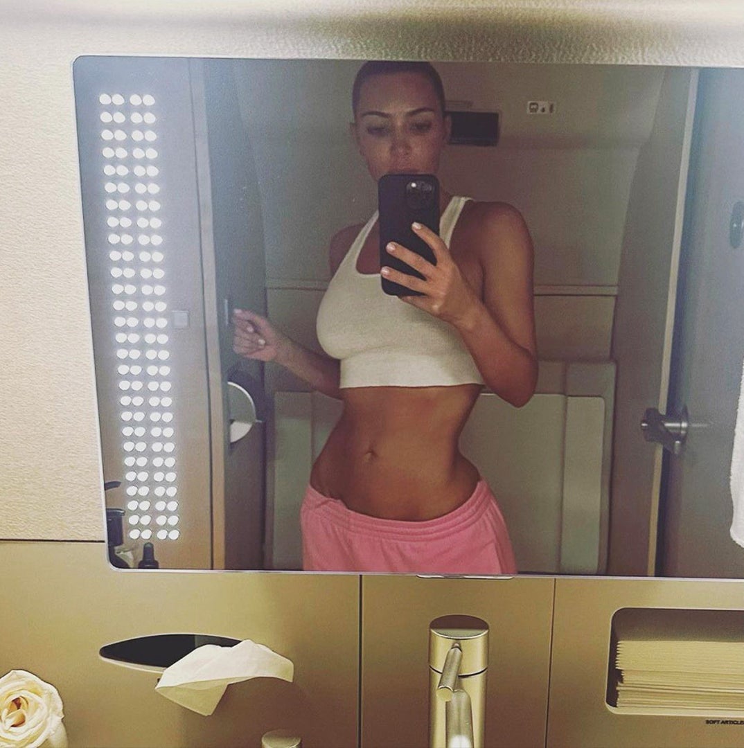 0817 Kim Kardashian Hot Shots Guess Who 0