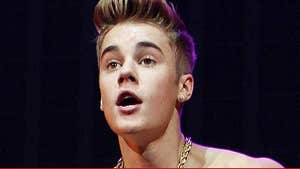 Justin Bieber -- Attacked Limo Driver from Behind ... Cops Say