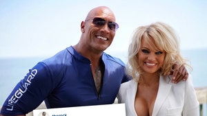 Pamela Anderson -- I'll Be Ready ... Back to 'Baywatch' (PHOTO)
