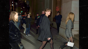 Taylor Swift, Brittany Mahomes & Cara Delevingne Have Girls' Night Out in NYC