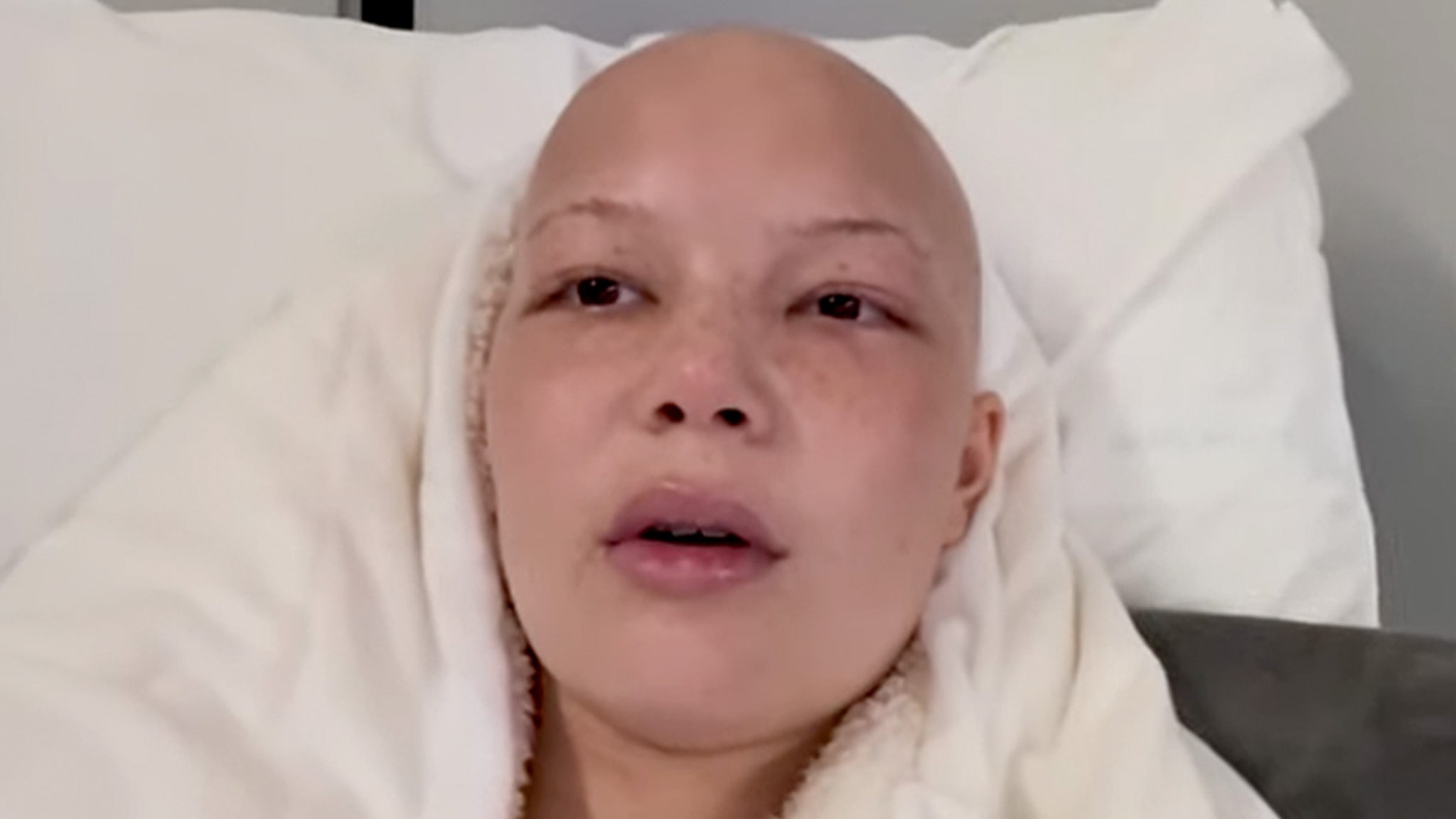 Isabella, la hija de Michael Strahan, llora tras el retraso de la quimioterapia
