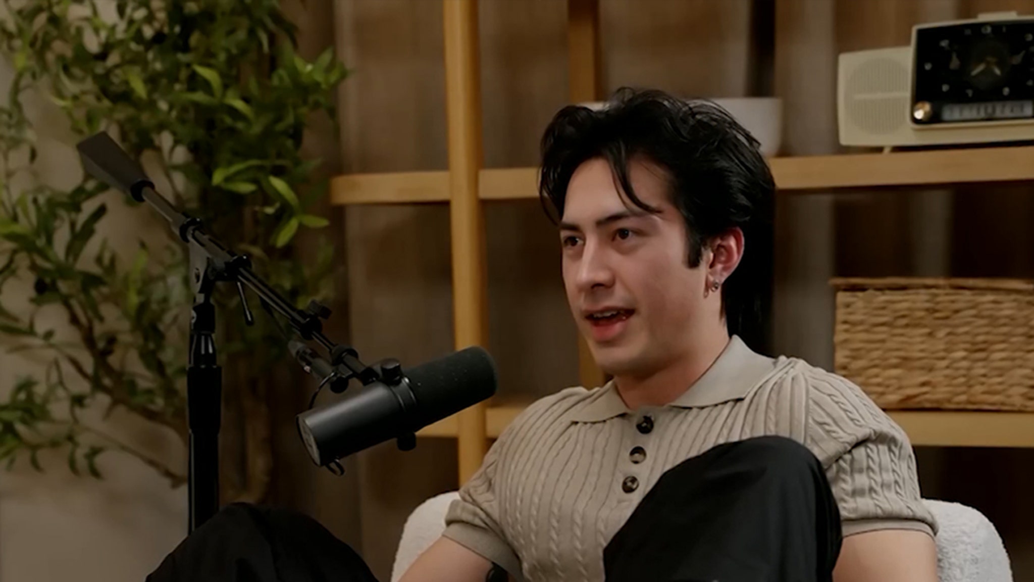 'Heated Rivalry's Hudson Williams Instructs How to Put a Cock Sock On