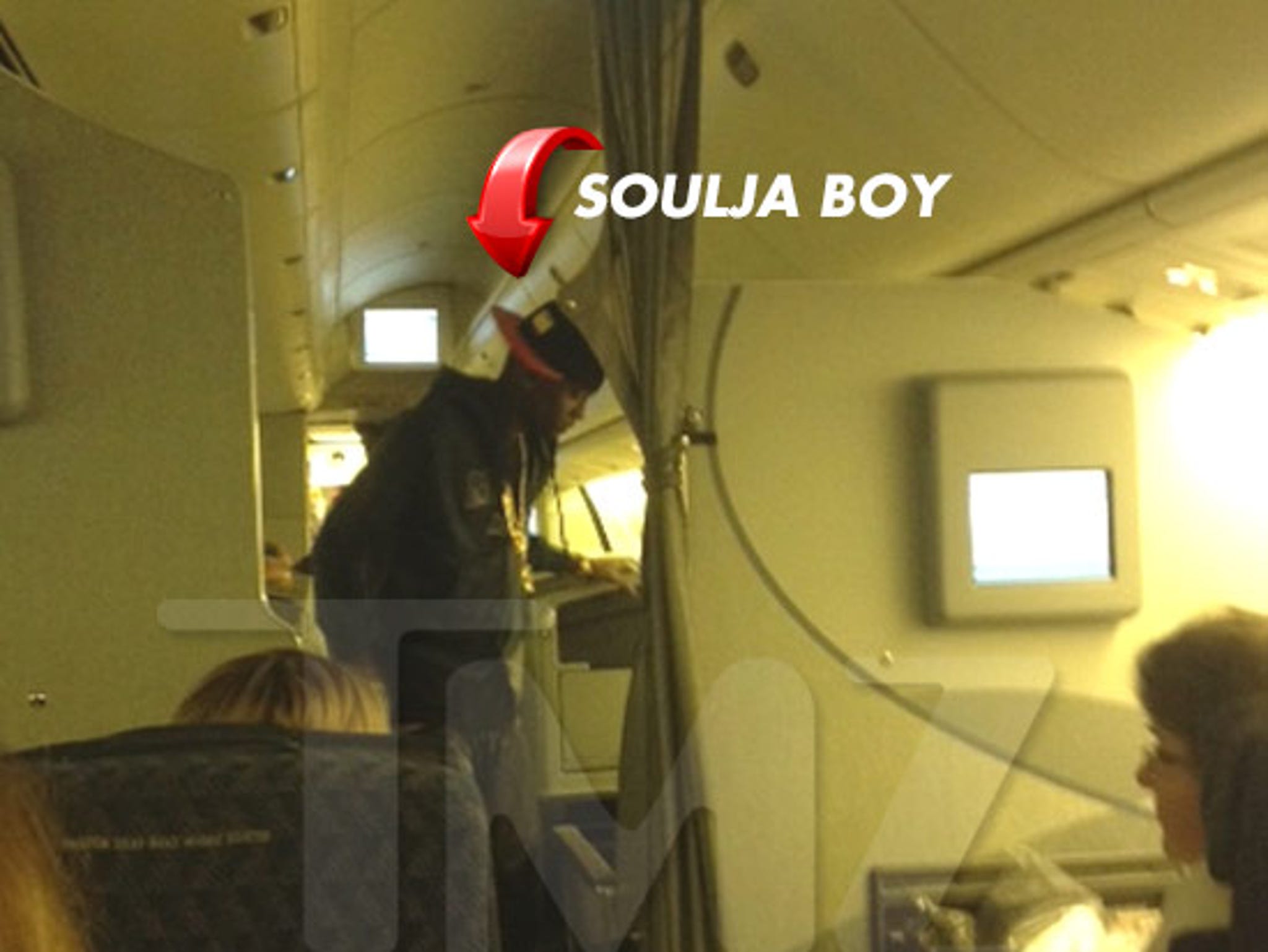 Soulja Boy Kicked Off Airplane For Being Un-American