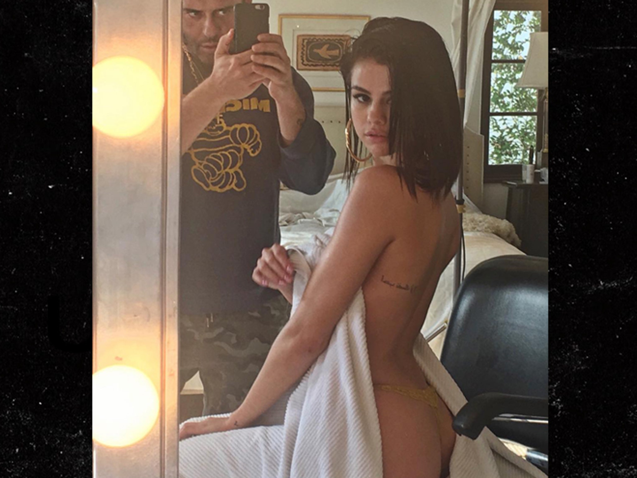 Selena gomez butt pics