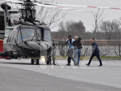 0424_meek-mill-helicopter-tmz