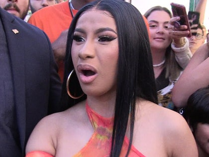 0818-Cardi B-tmz-01