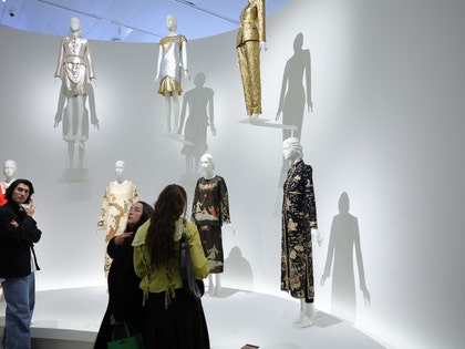 The 2023 Met Gala Celebrating Karl Lagerfeld A Line Of Beauty photos 12