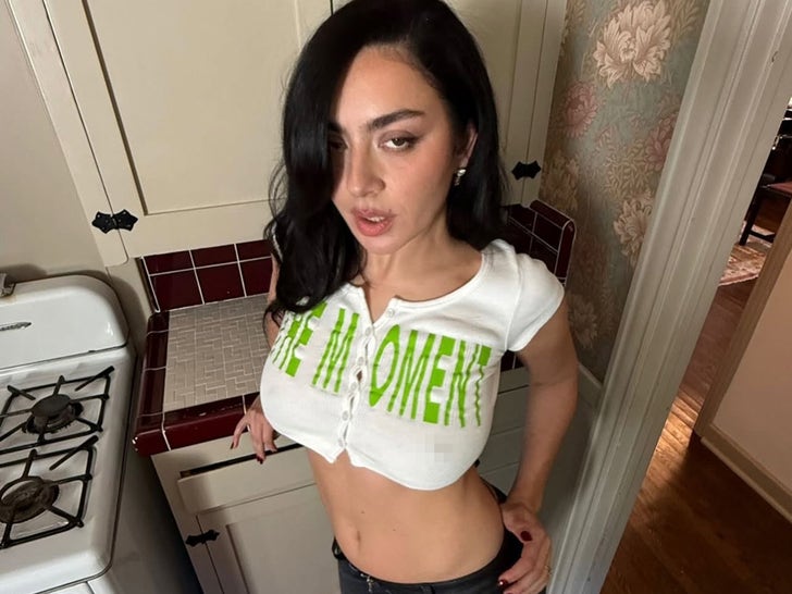 0727-Charli-XCX-Hot-Shots-Sub2
