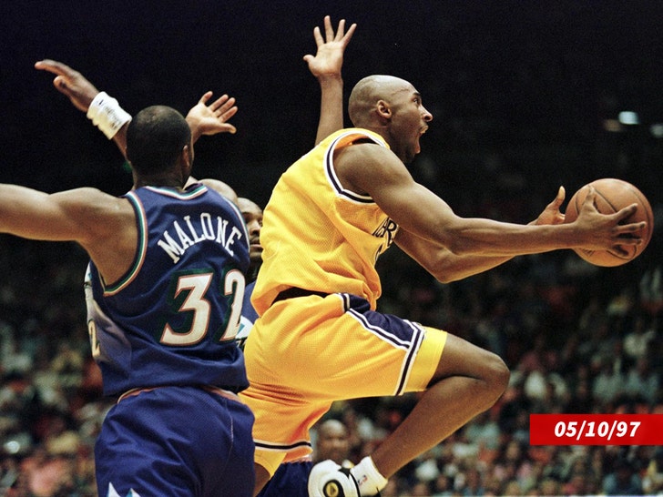 1996-1997 Rookie #8 Kobe Bryant Stitch Sewn Los Angeles Lakers Jersey 96 97 