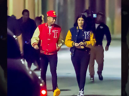 1017-main-tyga-kylie-splash-02
