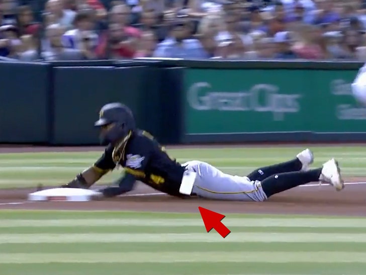 Pirates Player's iPhone Flies Out Of Pocket During Slide In Middle Of Game.jpg