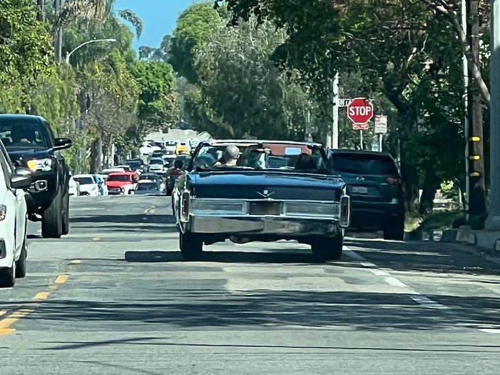 travis barker kourtney kardashian santa barbara