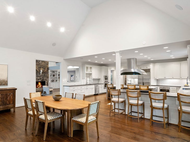 Zac Brown Sells Georgia Lake House for  Million