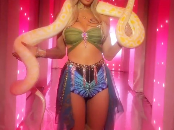 1026-Sexy-Costumes-2026-Guess-Who-Sub1
