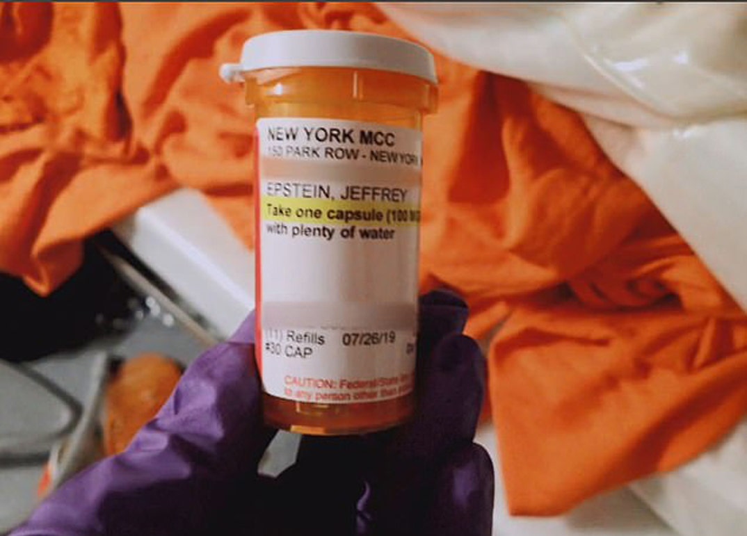 Prescription_pill_bottles_with_Epstein_s_name_on_them_were_also_-a-38_1578278000666