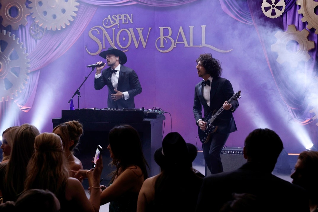 Stars At 4th Annual Snow Ball Gala 22