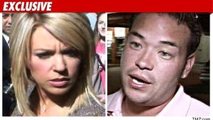 Kate Gosselin Moves to Hold Jon in Contempt