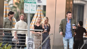 '90210' OGs Garth, Spelling, Ziering and Austin Green Get Coffee After Reboot Pitch