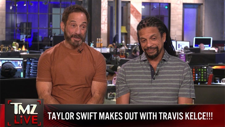 111323_tmz_live_taylor_travis_kal