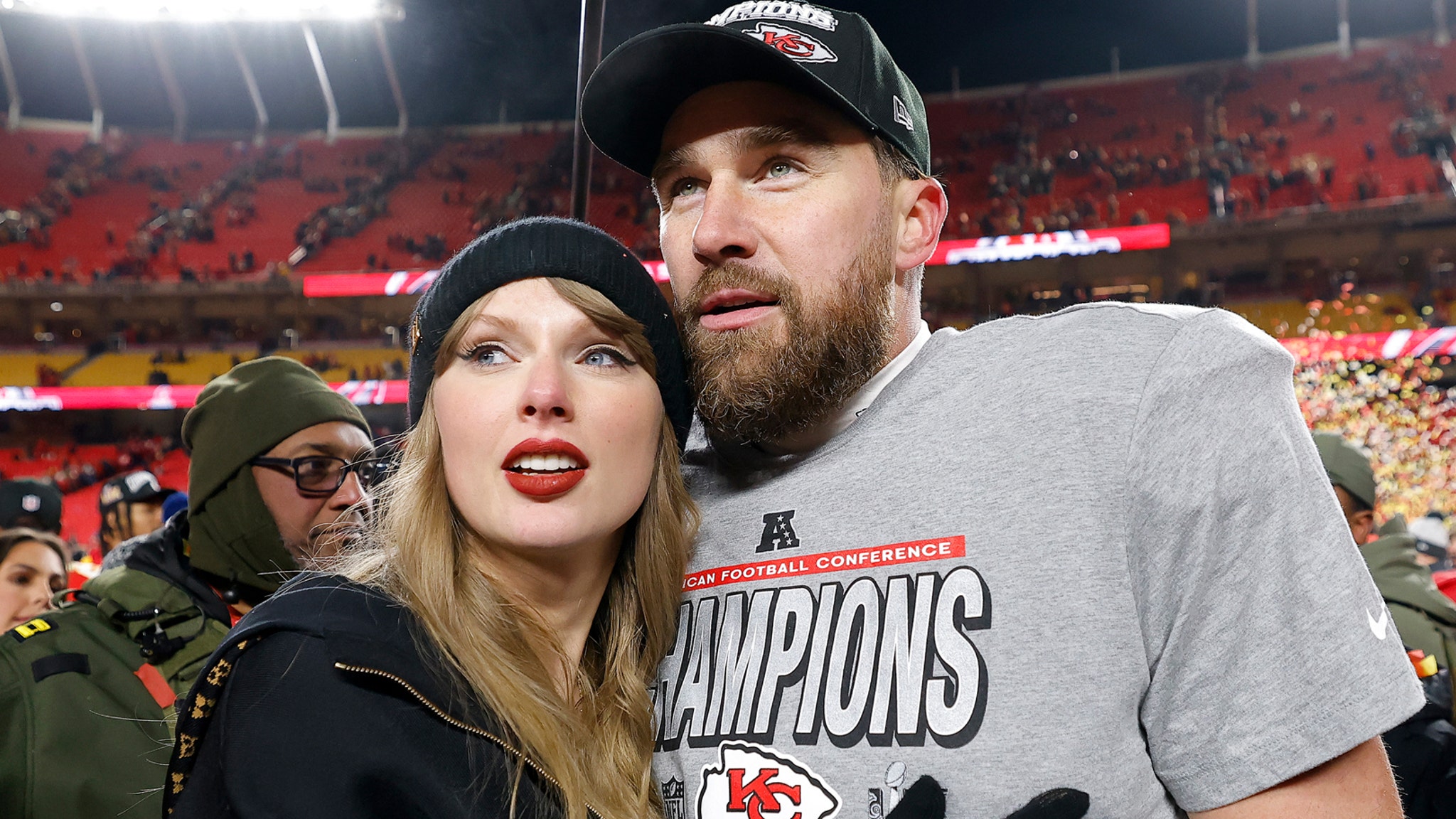 Travis Kelce Parties in San Francisco Without Taylor Swift ...