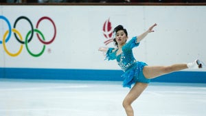 Olympic Champion Kristi Yamaguchi was only 20 years old when she rose to superstardom after securing the gold at the 1992 Winter Olympics in Albertville. Guess what she looks like now at 54 years old!