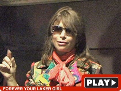 Paula Abdul -- Click To View!