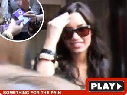 0422_lovato_tmz_video-1