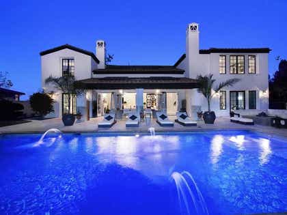 Kylie Jenner Old Calabasas House For Sale Photos0051