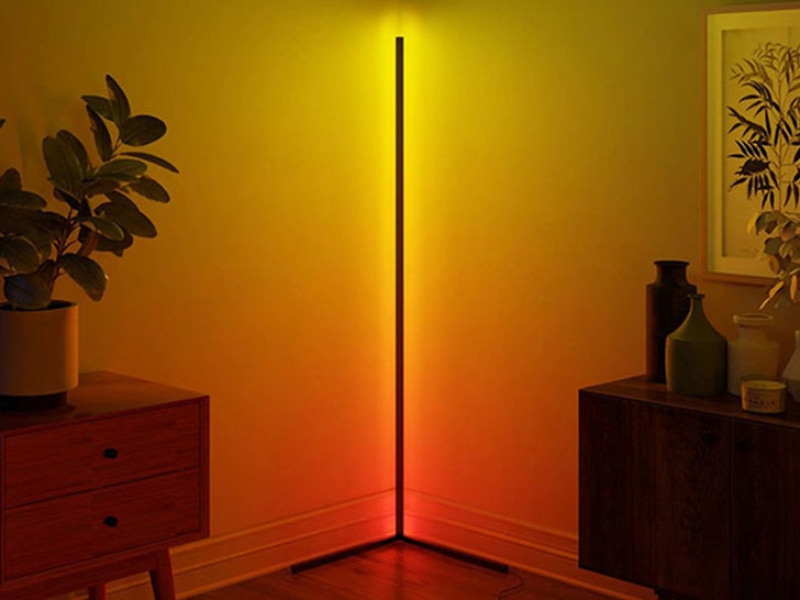 Nutrition Hearing worm Save $90 On This Innovative LED Lamp