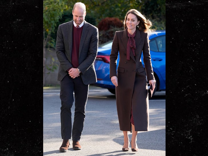 1010-Kate-Middleton-Prince-William-Visita-Taylor-Swift-Party-Stabbing-Center-primary-4