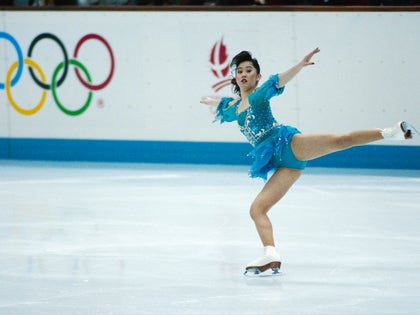 Olympic Champion Kristi Yamaguchi was only 20 years old when she rose to superstardom after securing the gold at the 1992 Winter Olympics in Albertville. Guess what she looks like now at 54 years old!