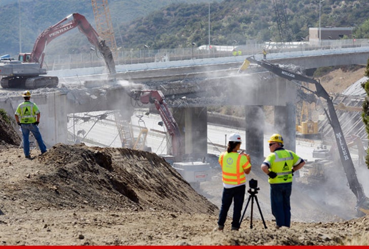 Chuck Lorre -- Slams L A Freeway Workers on 'Mom' :: 1108-subasset-chuck-lorre-405-2