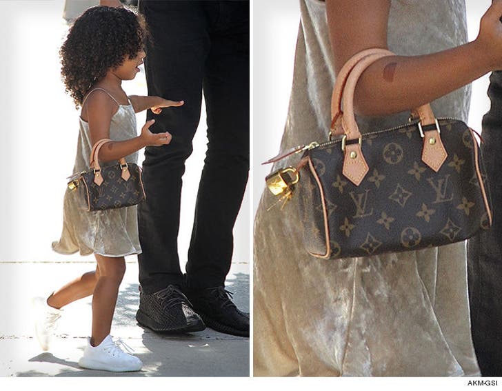 Damier - Saint - 80/32 - Azur - The RealReal Is Selling Kanye West's Louis  Vuitton Shoes From 2009 - Louis - Tulle - Vuitton - Logo - LV - Belt -  M9609 – borsa louis vuitton deauville in tela monogram marrone e pelle  naturale