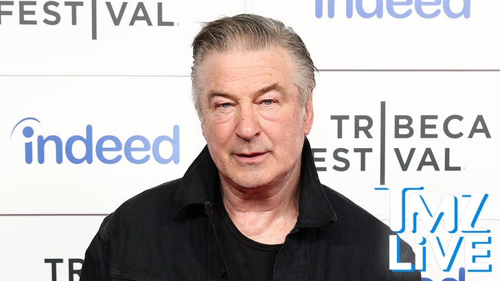 亞歷克·鮑德溫 (Alec Baldwin)-tmz-live