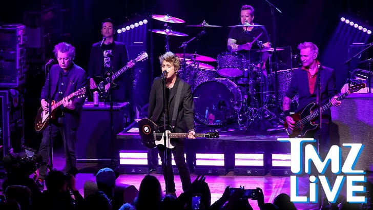 011926_live_green_day_col