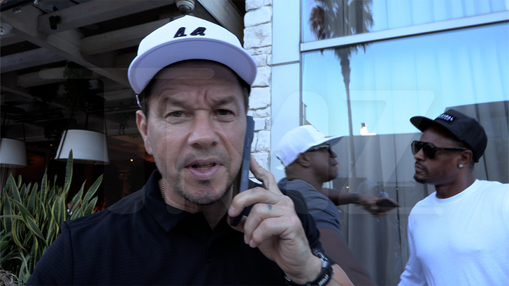 101226_mark_whalberg_kal