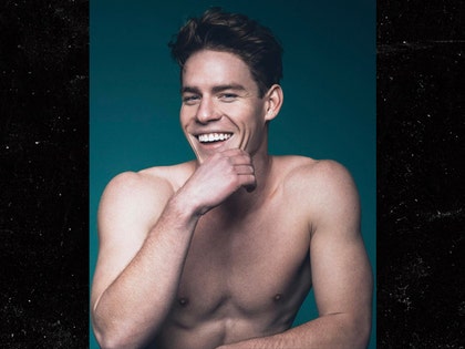 0404-tyler-clinton-brian-jamie-01