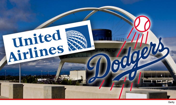 L A Dodgers -- Plane Makes Emergency Landing After Padres :: united-airlines-dodgers-getty-6