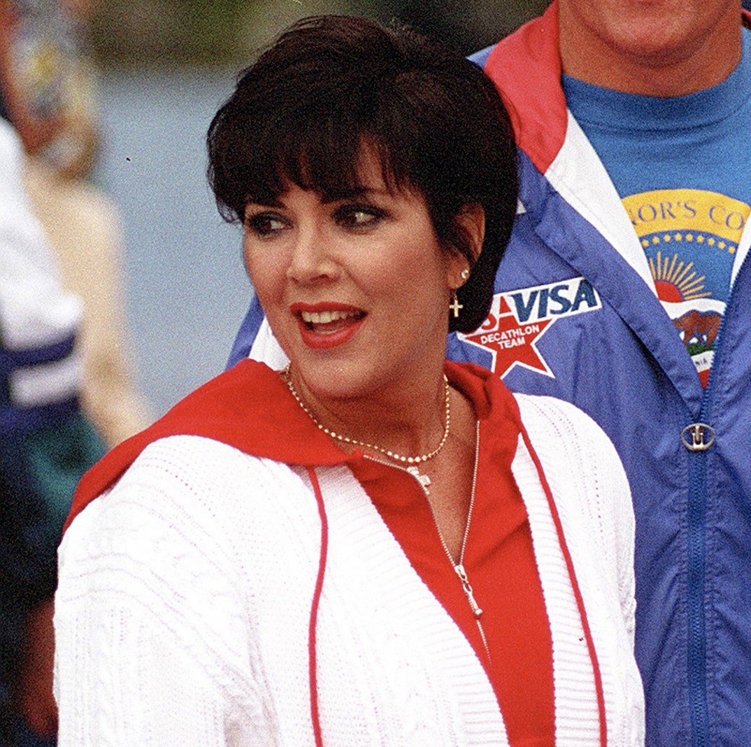 Kris Jenner Through The Years 22 Photos 2