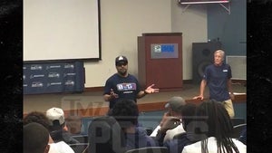 Ice Cube's Pep Talk to Seahawks Addresses National Anthem Protests