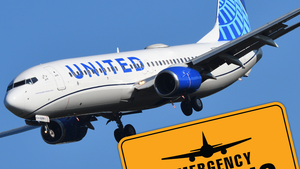 main united airlines landing