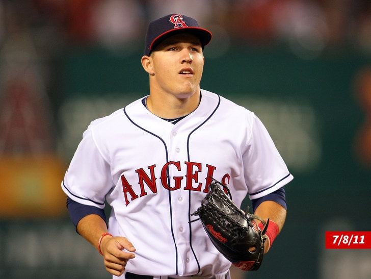 Mike Trout's first MLB jersey among headliners in Lelands auction - Sports  Collectors Digest