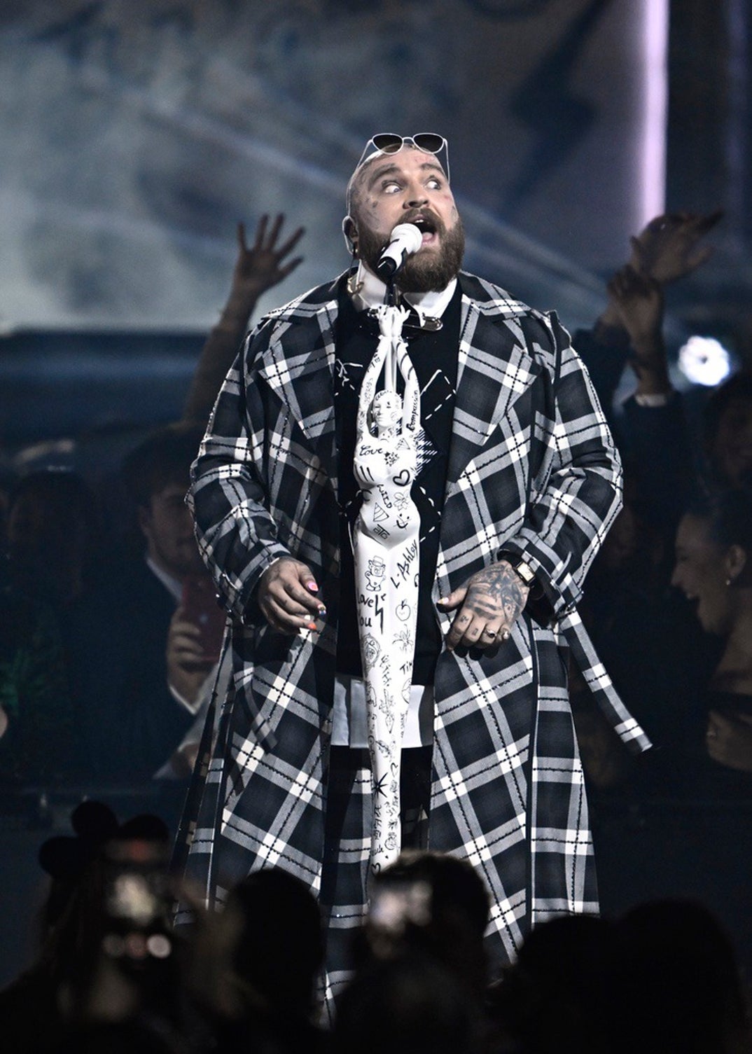 Teddy Swims Performance Pics 6