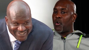 Gary Payton Says Shaq Used To Go To the Bathroom In Bucket And Pour It On Rookies