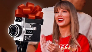 taylor swift snap camera main getty campsnapphoto.com